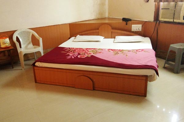 Hotel Meera Dwarka-Double Room